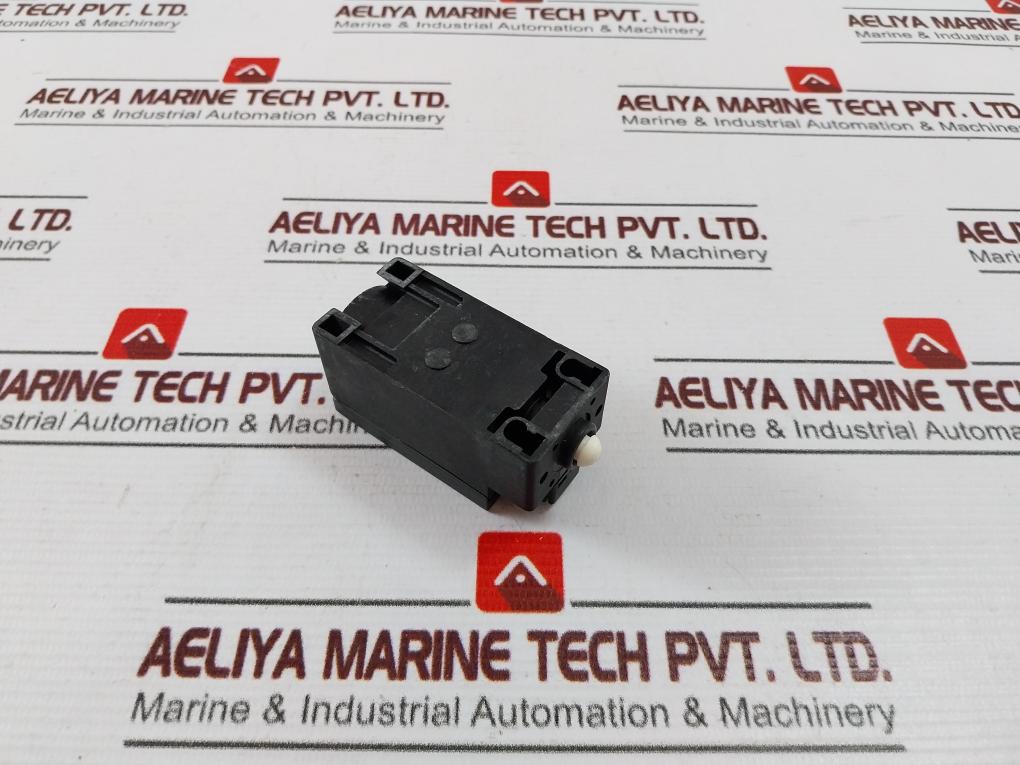 Bernstein I88-su1Z W Pg11 Limit Switch With Roller Lever Actuator 10A/500V Ac