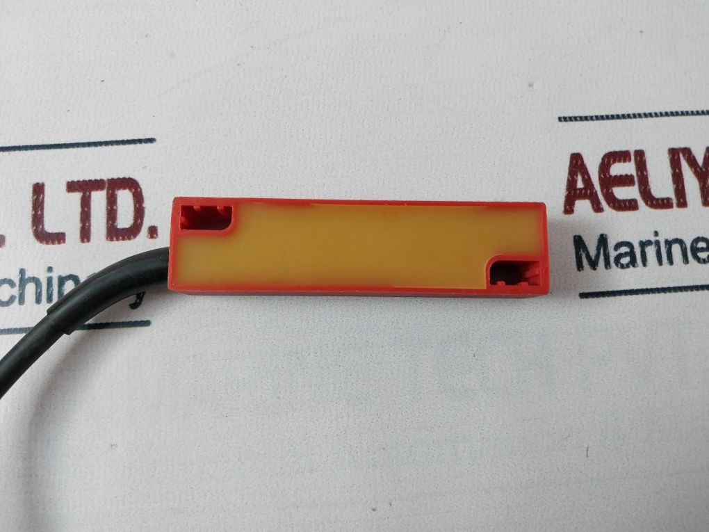 Bernstein Mak-1212-f-5-vdr 250Vdc