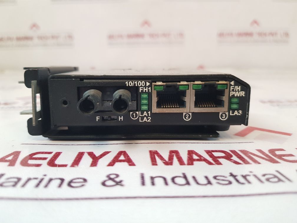 Black Box 724-746-5500 Media Converter Switch Lbh100A-pd-st-24