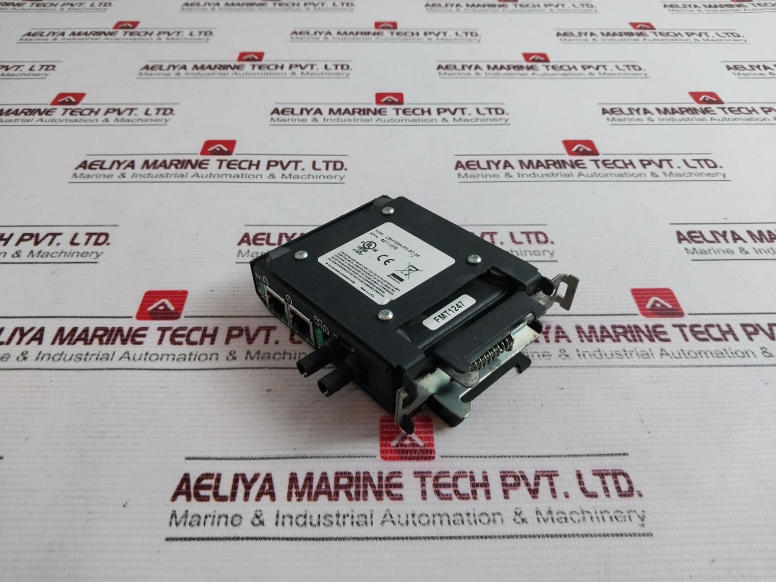 Black Box 724-746-5500 Media Converter Switch Rev L 24Vdc