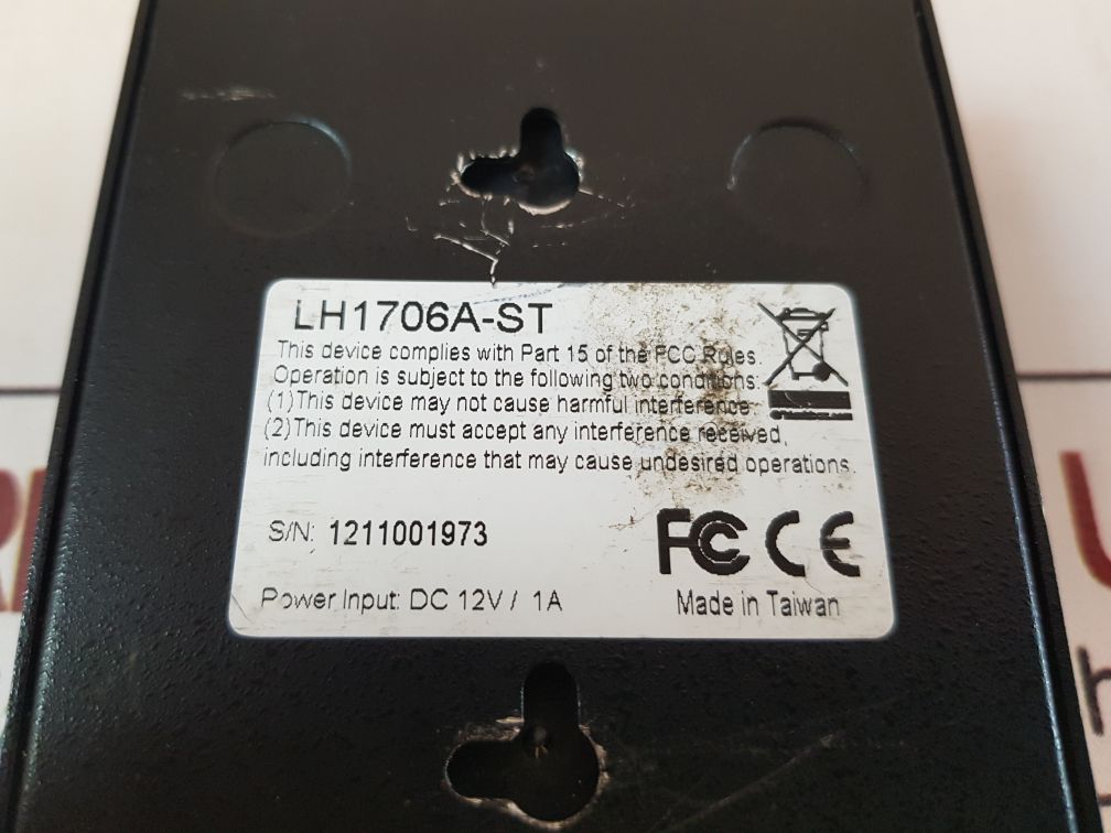 Black Box 7247465500 10100 To 100Base-fx Media Converter Lh1706A-st Set
