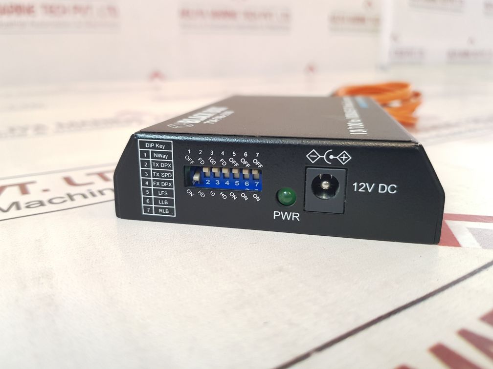 Black Box 7247465500 10100 To 100Base-fx Media Converter Lh1706A-st Set
