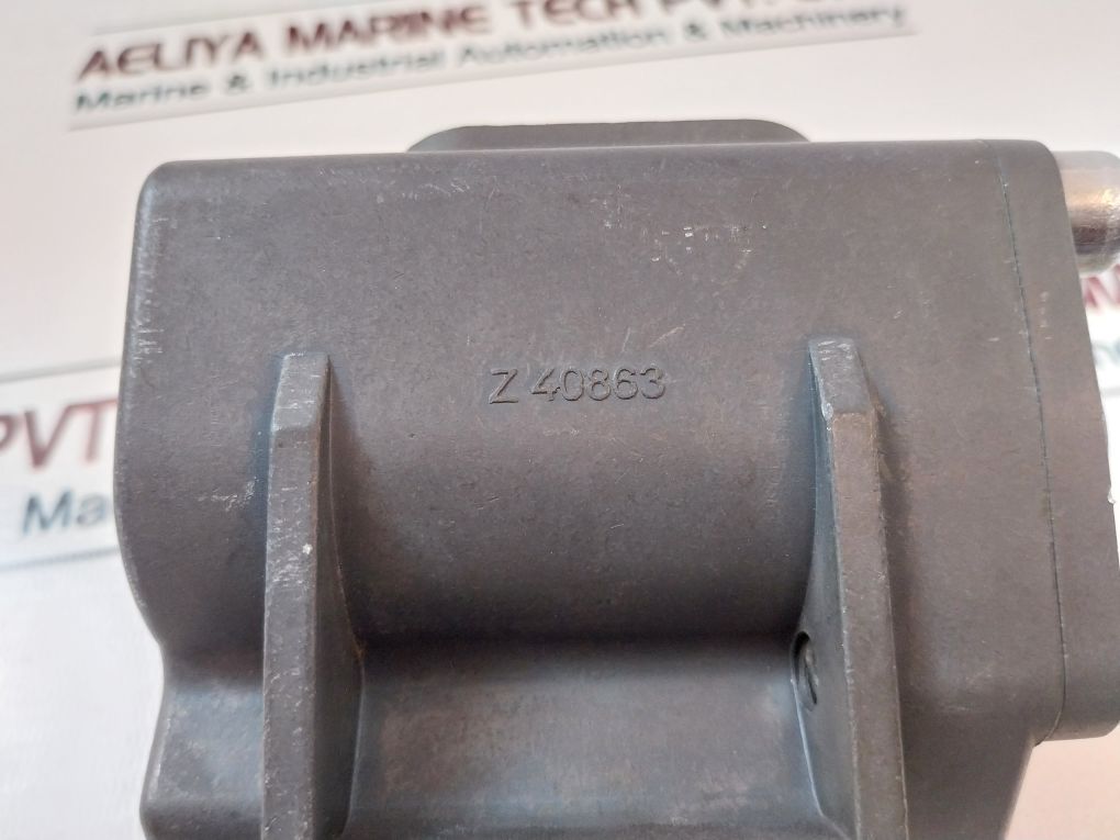 Boll & Kirch 4.36.2 Differential Pressure Indicator 0.38-0.5 Bar