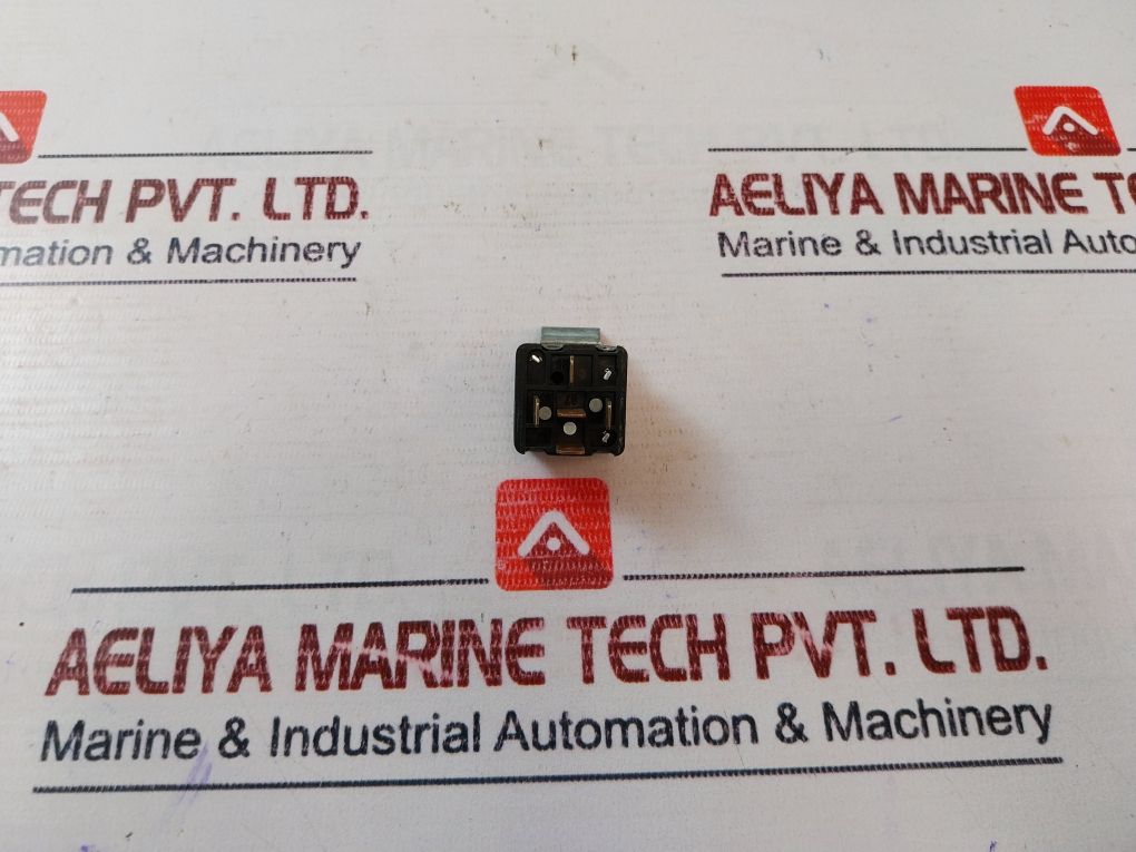 Bosch 0332014203 Relay 20A