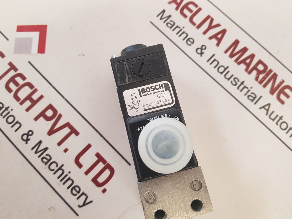 Bosch 0820005201 Solenoid Valve