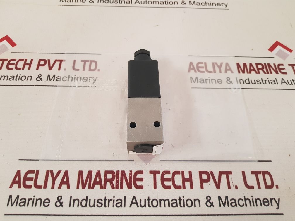 Bosch 0821 100 004 Pressure Switch