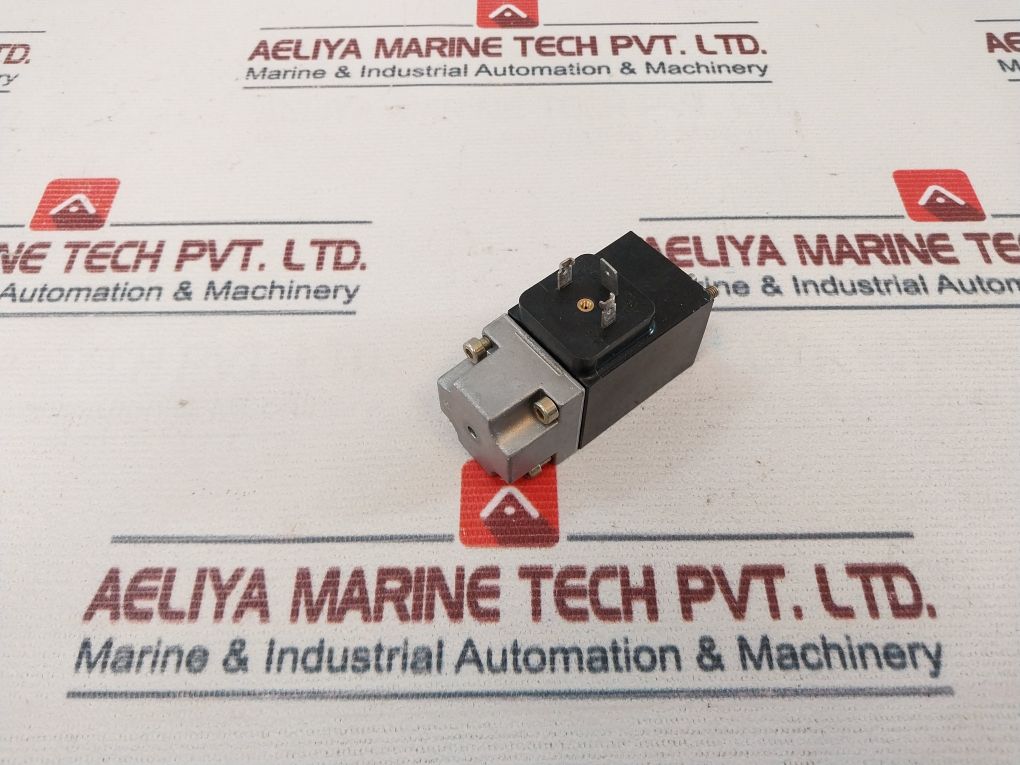 0831 Bosch 0831 005 013 Solenoid Valve Coil – Aeliya Marine Tech