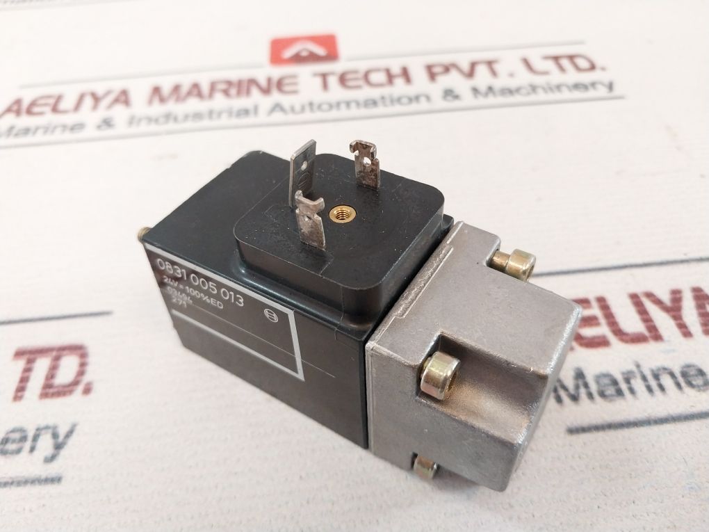 Bosch 0831 005 013 Solenoid Valve Coil