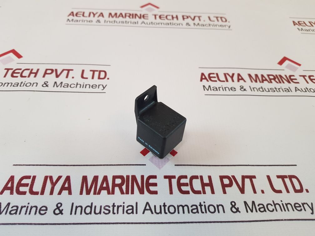 Lot Of 2X Bosch 0 332 209 203 Relay 24V