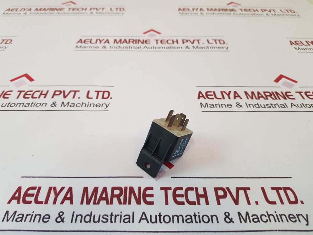 Lot Of 2X Bosch 0 332 209 203 Relay 24V