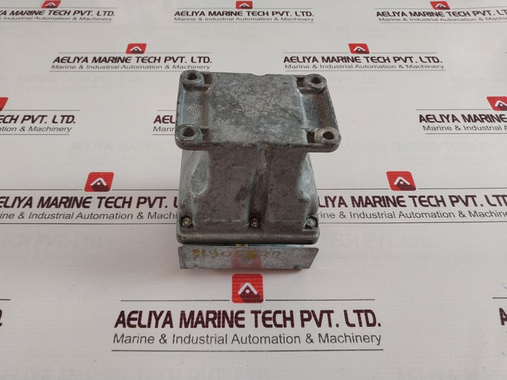 Bosch 0333301010 Battery Relay 24V