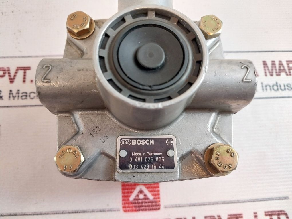 Bosch 0 481 026 005 Pneumatic Relay Valve
