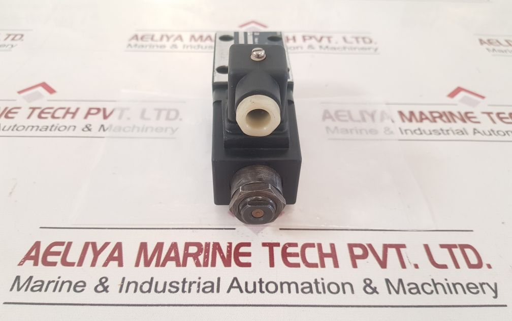 Bosch 0 810 091 071 Solenoid Valve