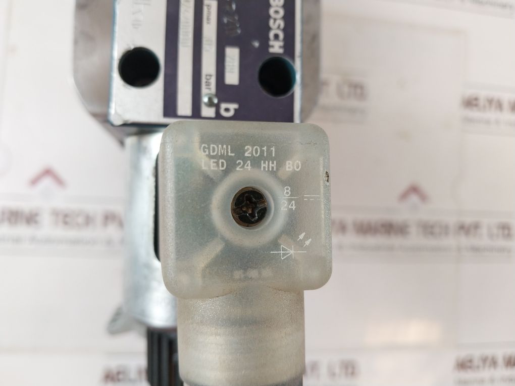 Bosch 0 810 091 287 Directional Control Valve 081Wv06P1V1028Ws024/00D0