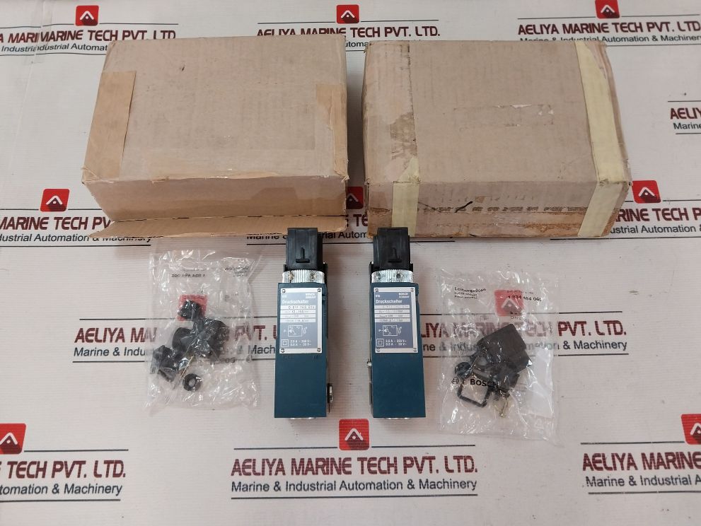 Bosch 0 811 160 014 Pressure Switch