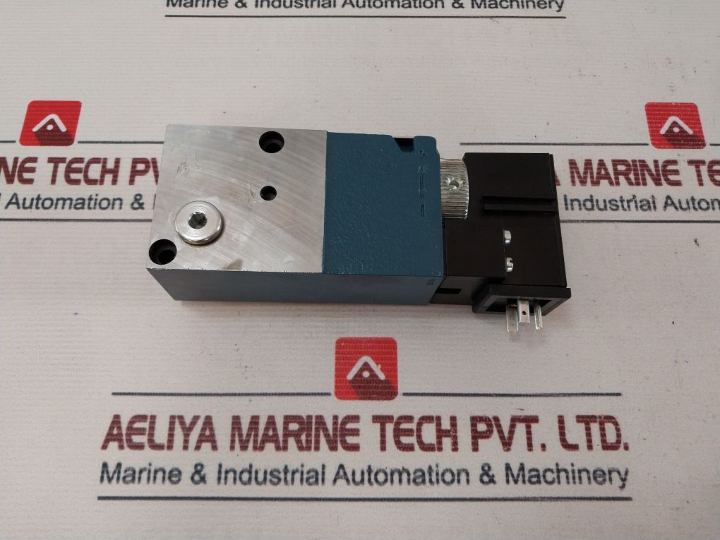 Bosch 0 811 160 014 Pressure Switch