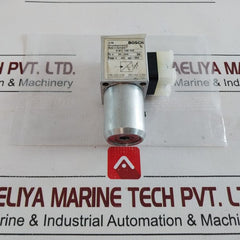 Bosch 0 811 160 153 Pressure Switch
