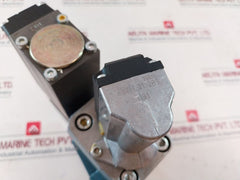 Bosch 0 811 404 033 Directional Valve Pilot-controlled