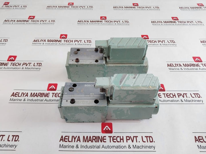 Bosch 0 811 404 803