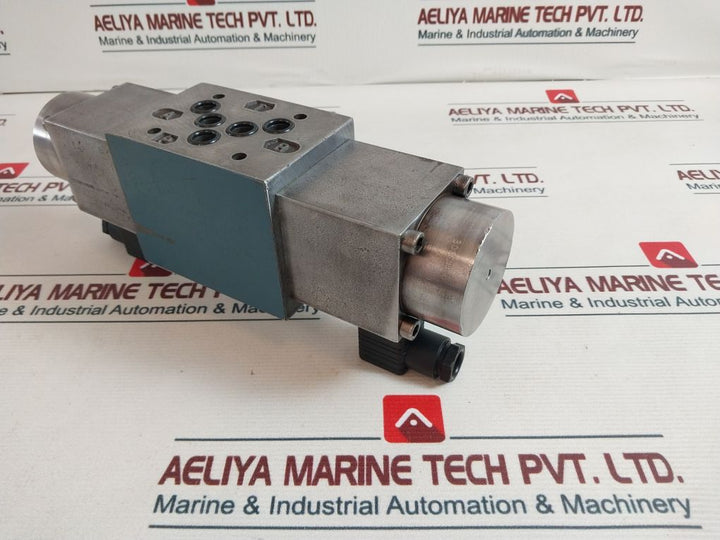 Bosch 0 811 404 832 Directional Valve