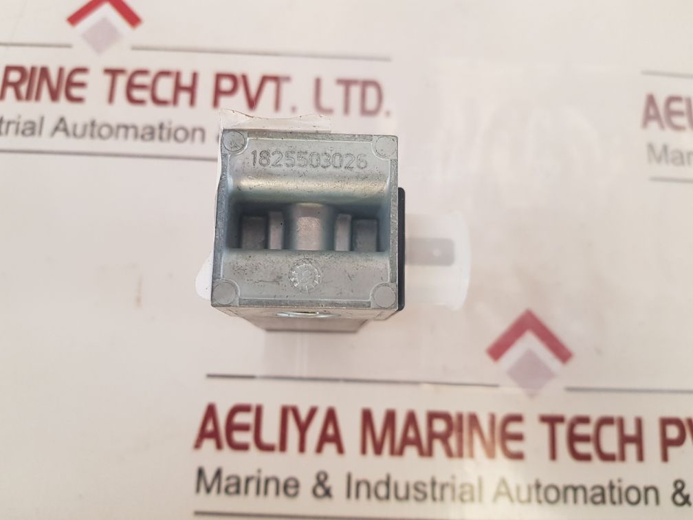 Bosch 0 820 005 201 Solenoid Valve