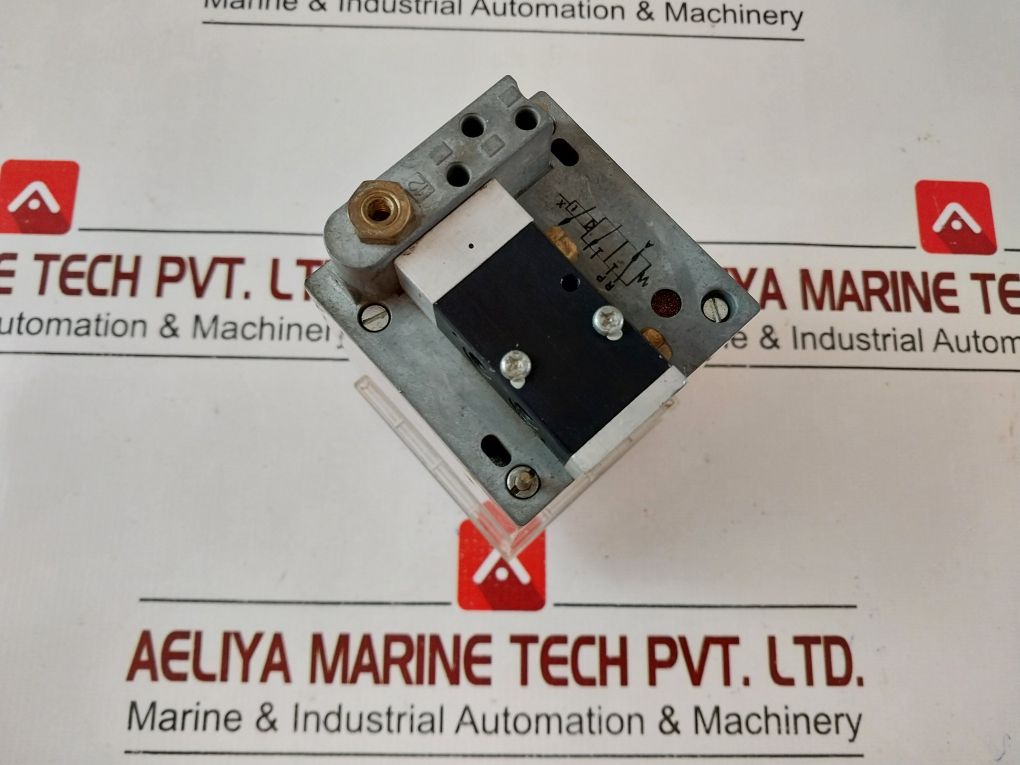 Bosch 0 820 215 102 Pneumatic Timer 0 To 100 S