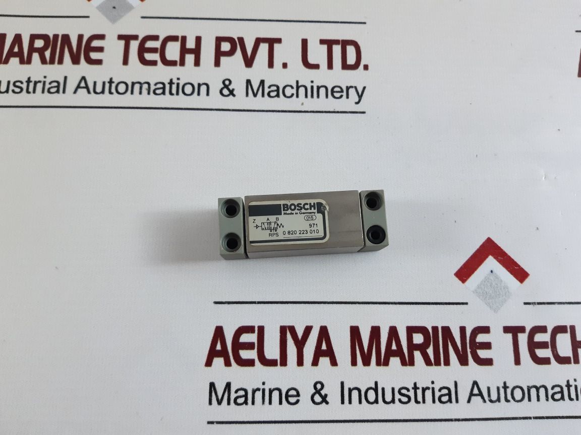 Bosch 0 820 223 010 Directional Valve