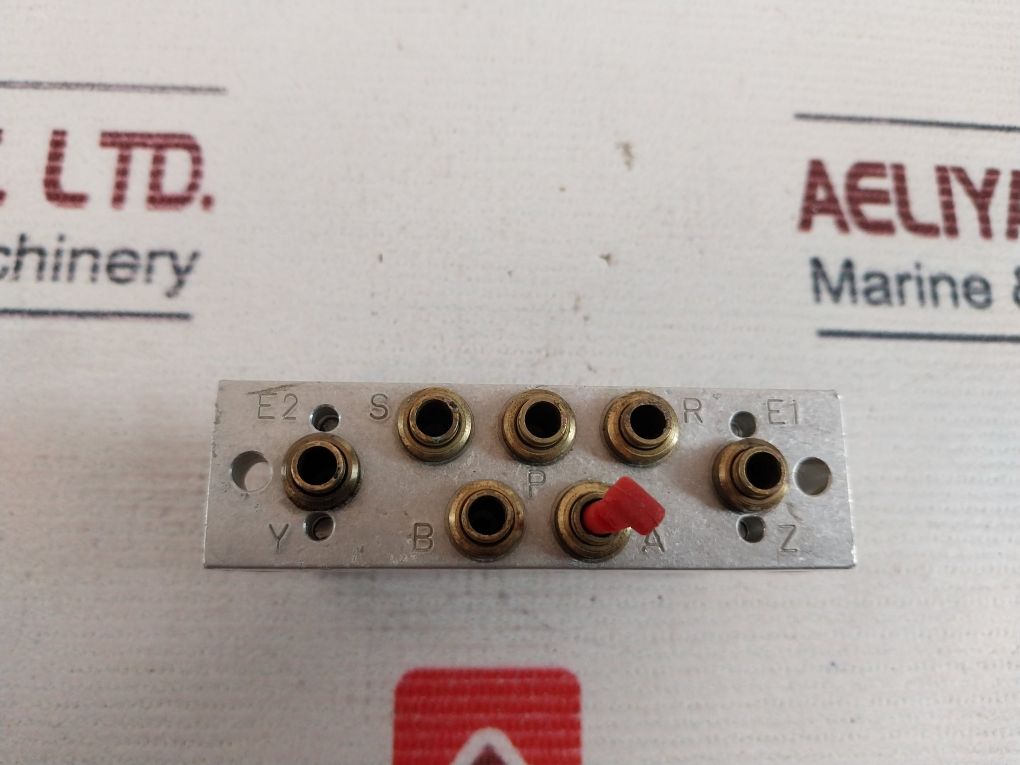 Bosch 0 820 223 012 Solenoid Valve 