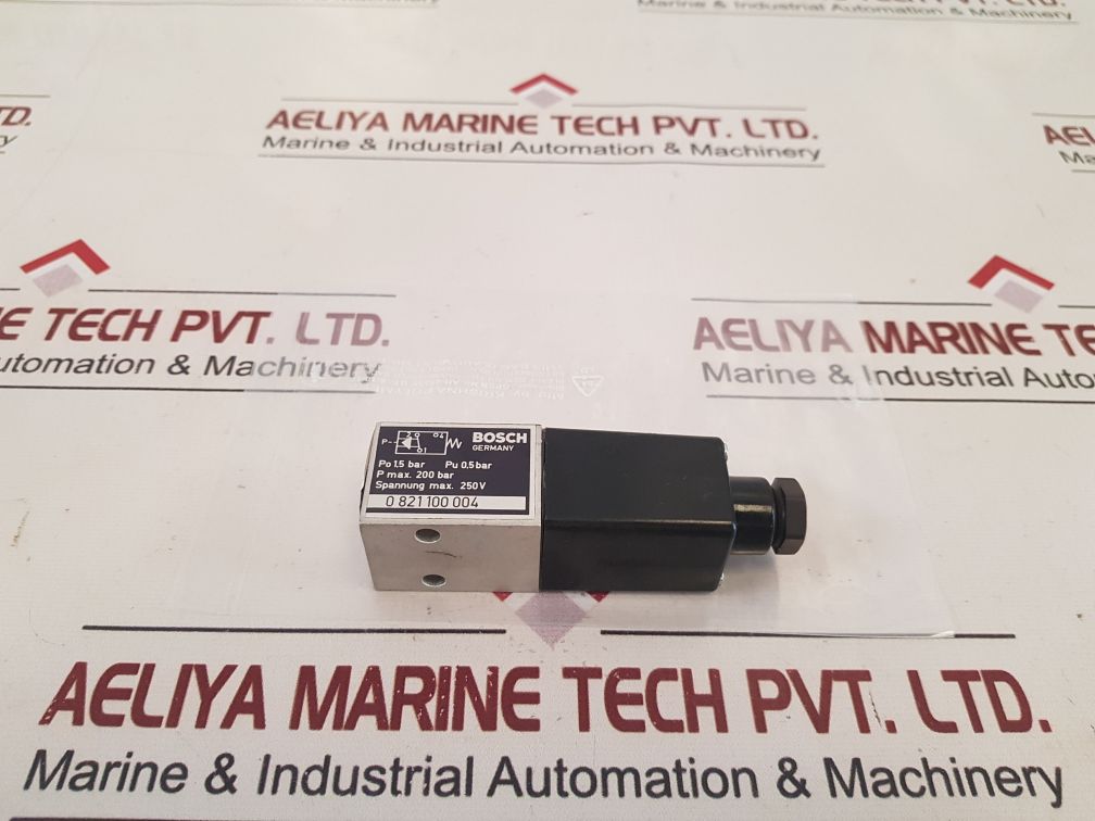 Bosch 0 821 100 004 Pressure Switch
