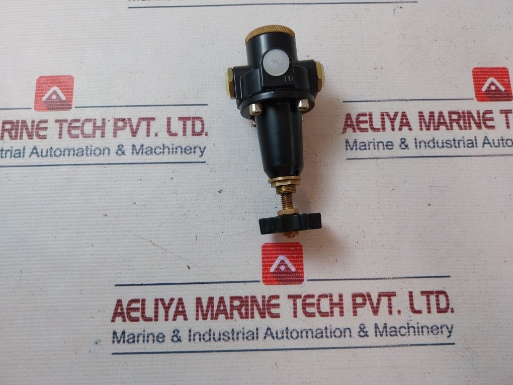 Bosch 0 821 302 007 Pressure Regulator