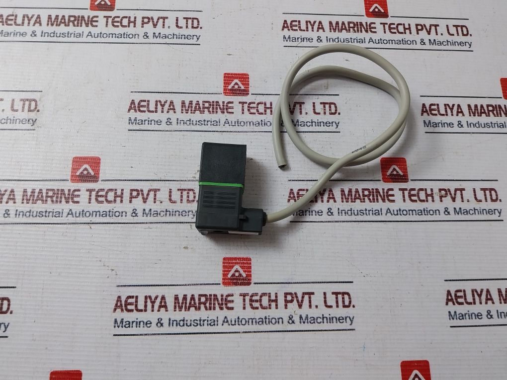 Bosch 1 834 484 152 Solenoid Connector 1824210243