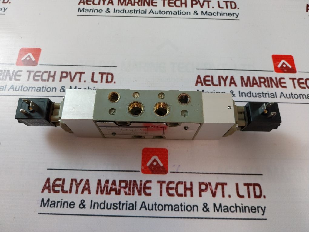 Rexroth Bosch 0 820 017 228 Double Solenoid Valve 24V Dc 4.8W