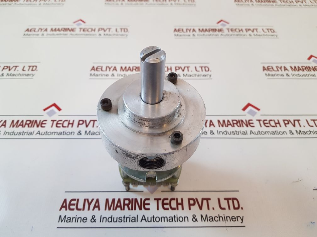 Bourns 6574S-555-202 Potentiometer
