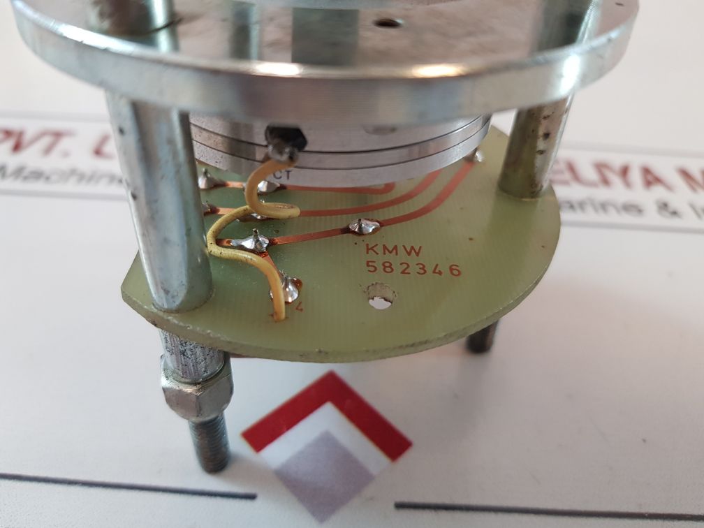 Bourns 6574S-555-202 Potentiometer
