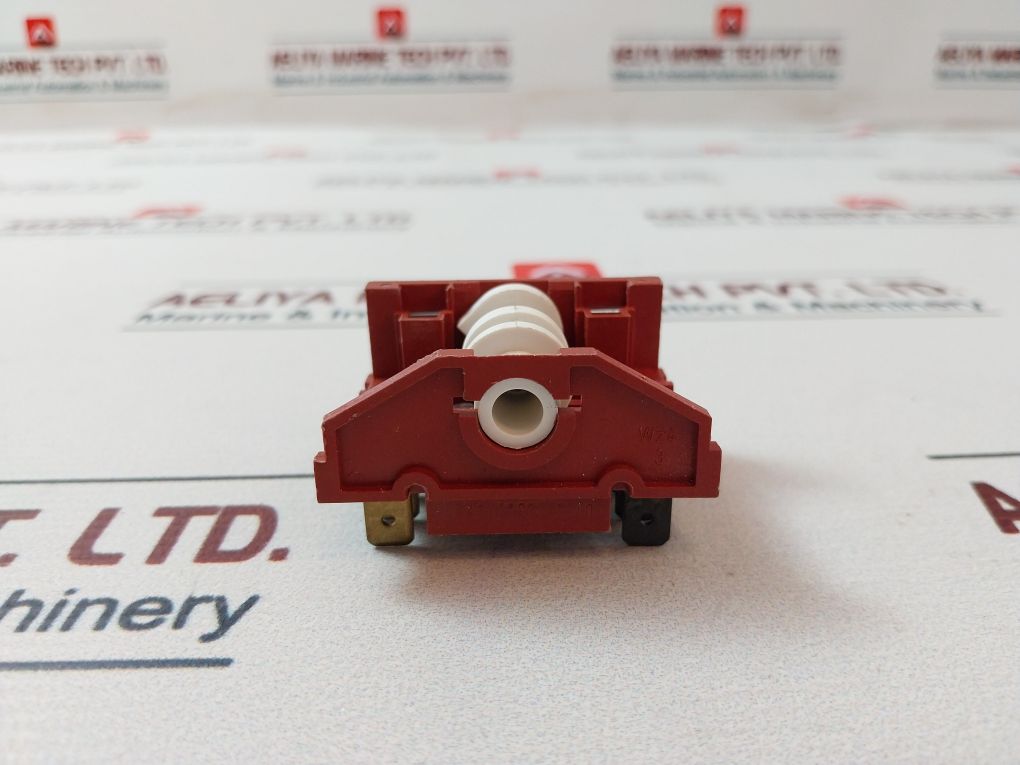 Brandt 2700 Oven On/Off Rotary Switch 16A/250Vac