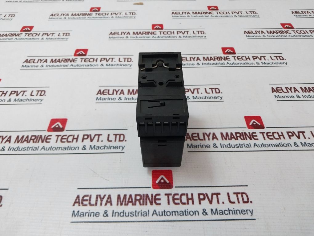 Brodersen Mcu-10 Digital Control Relay With Base 10A 380V Ac