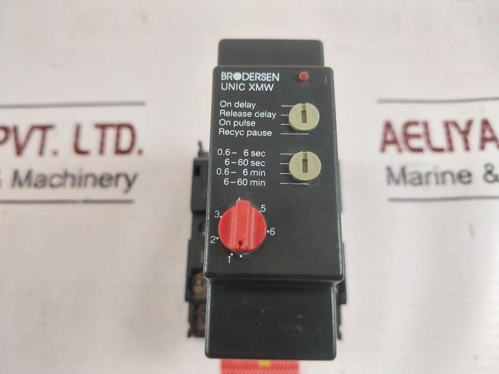 Brodersen Unic Xmw Timer Relay P2Cf-11