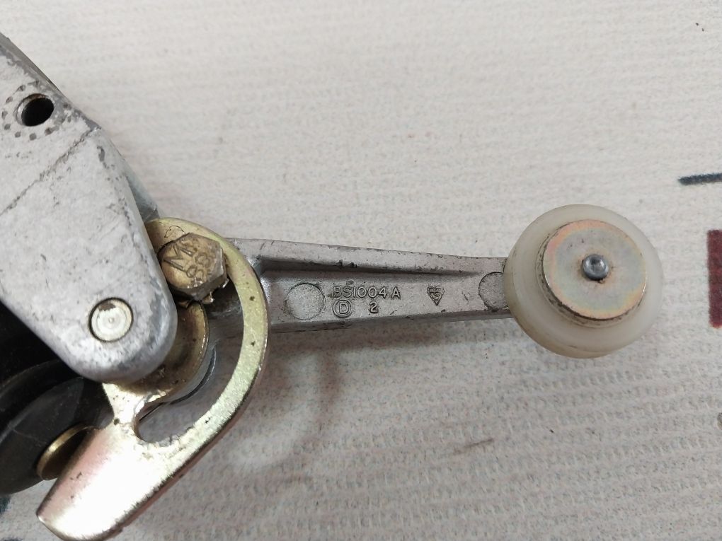 Burgess M3Brma Roller Lever Limit Switch