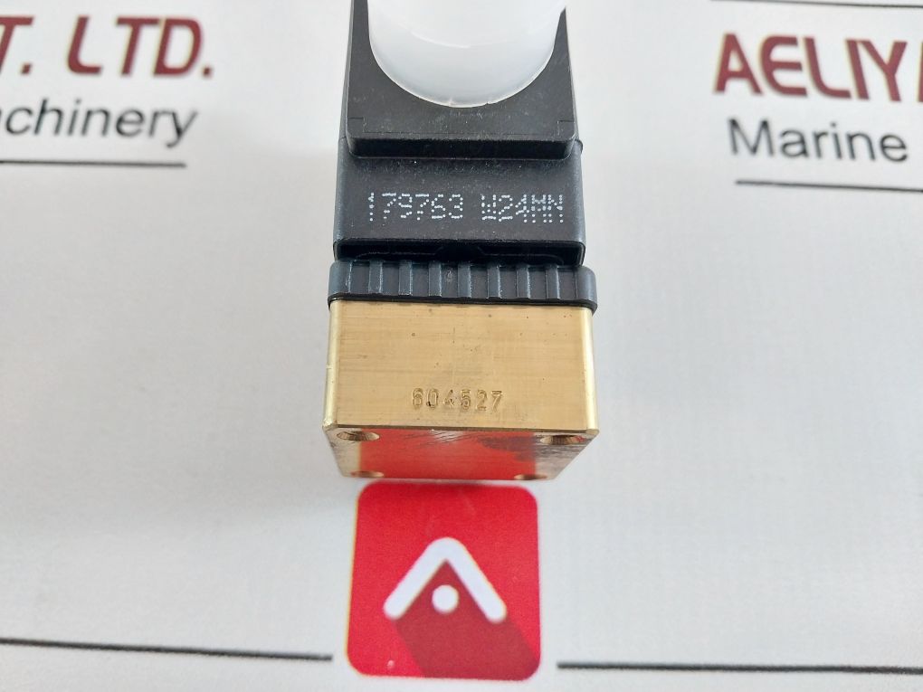 Burkert 00125358 Solenoid Valve 6014D 24/50 1/8 In