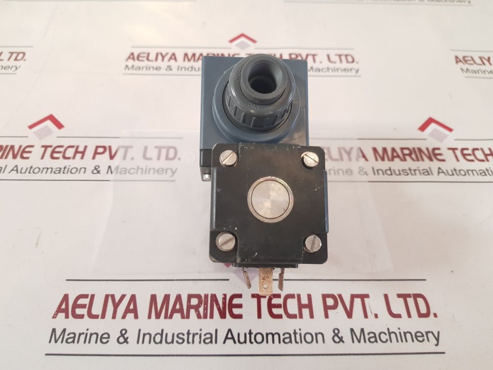 Burkert 0131 A 3/8 Fpm Pv Solenoid Valve