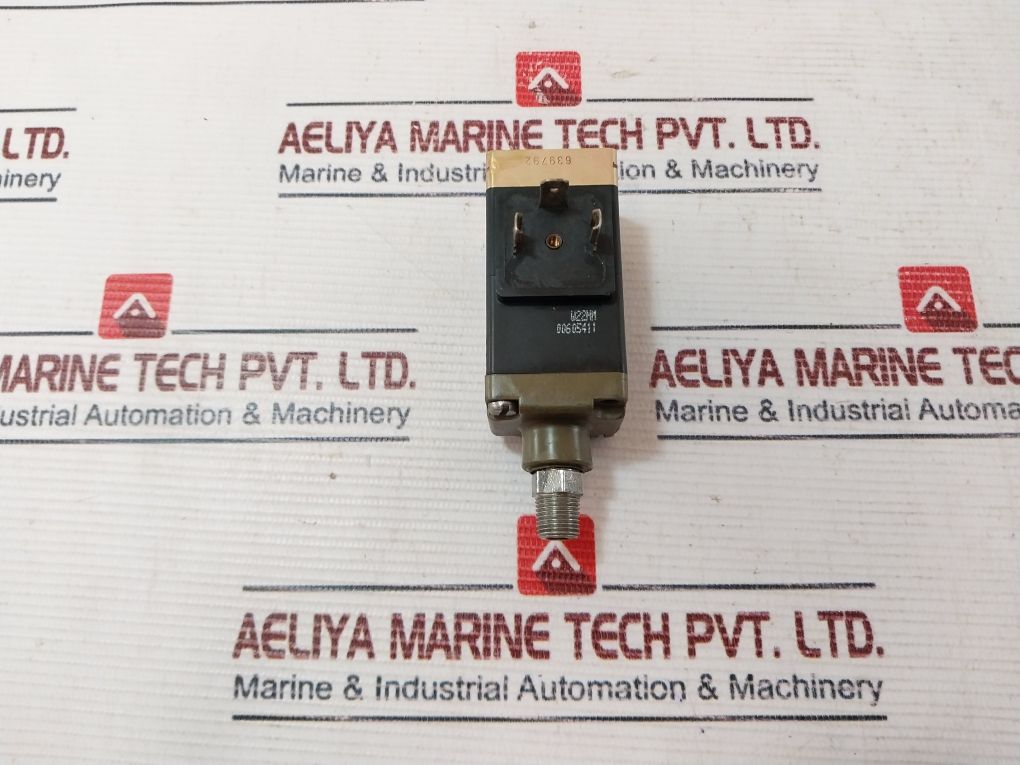 Burkert 0313 D 1,5 Rf Ms Solenoid Valve 24V 50Hz 8W