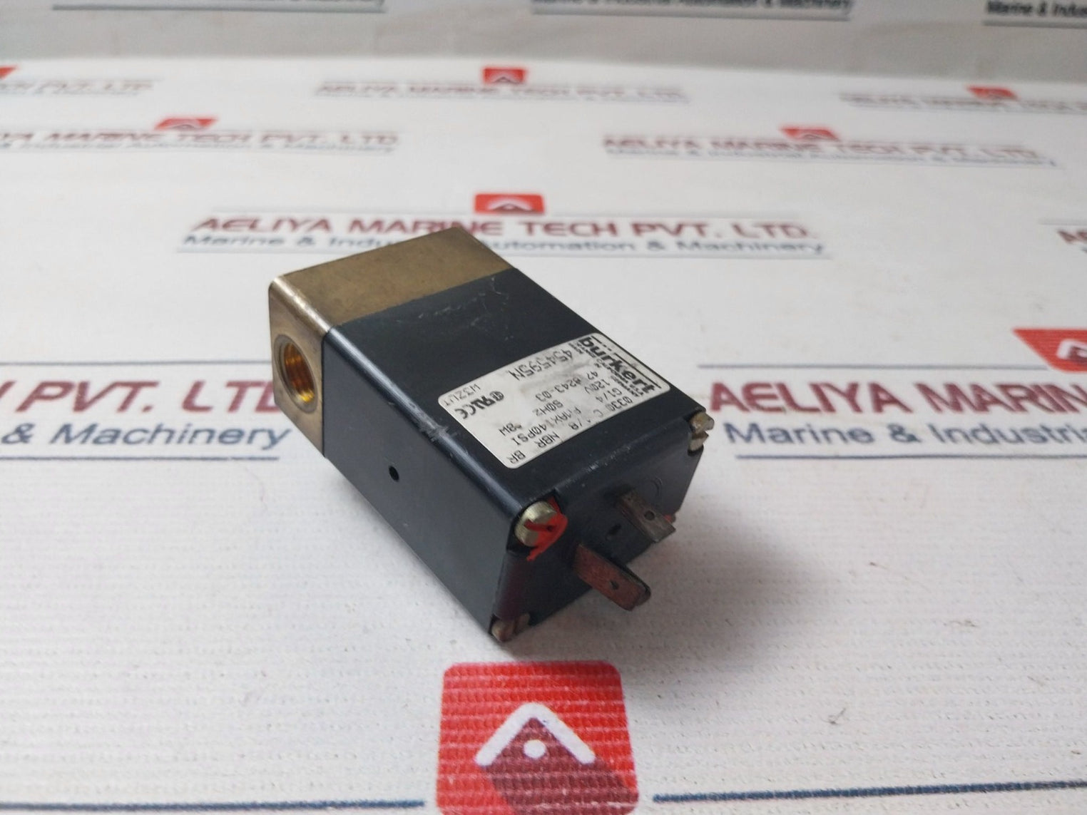 Burkert 0330 C 1/8 Nbr Br Solenoid Valve