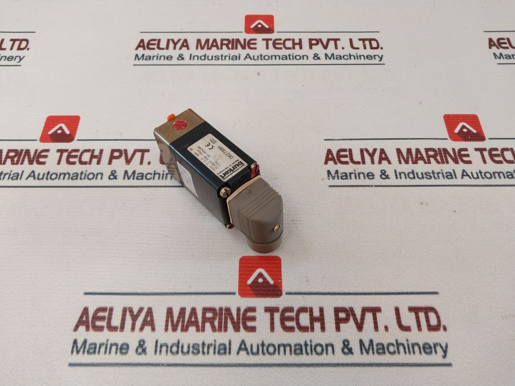 Burkert 0331 C 2,0 Nbr Ms Solenoid Valve Coil 110V 8W