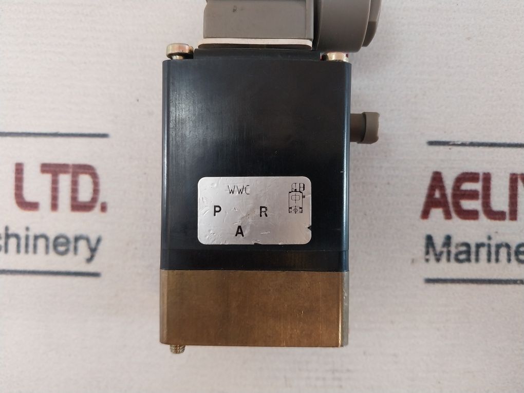 Burkert 0331 C 2,0 Nbr Ms Solenoid Valve Coil 110V 8W