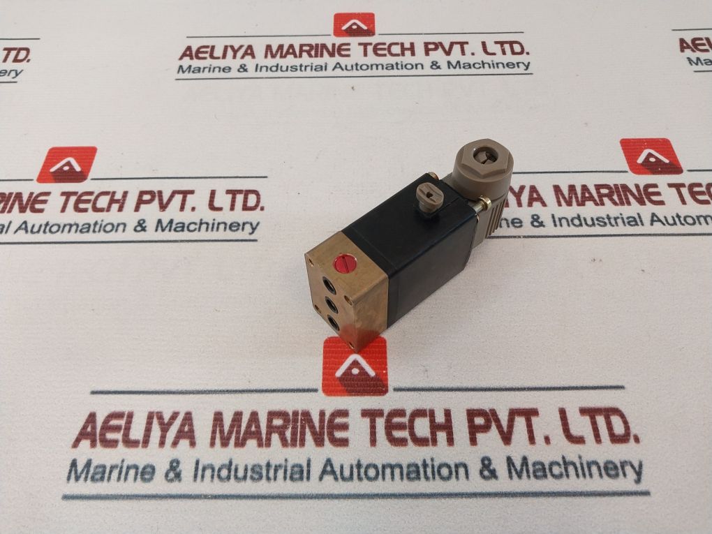 Burkert 0331 C 2,0 Nbr Ms Solenoid Valve Coil 110V 8W