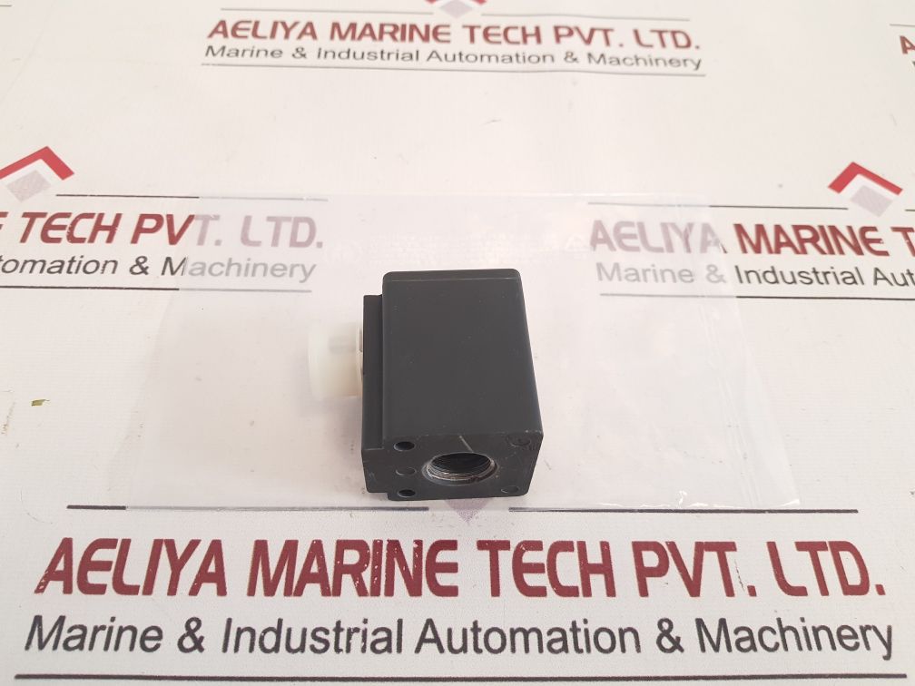 Burkert 0355-3004-215-00 Solenoid Coil