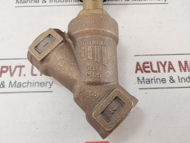 Burkert 2000 A 5/4 Ptfe Bz 2/2-way Angle Seat Valve
