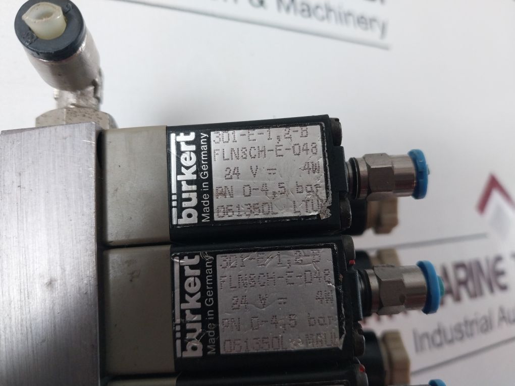 Burkert 301-e-1, 2-b Solenoid Valve 0613560L