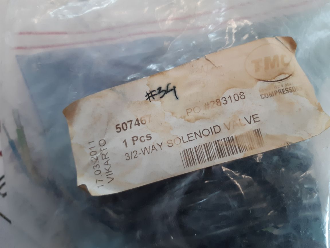 Burkert 6012 C 1,6 Fkm Pa Solenoid Valve With Cables
