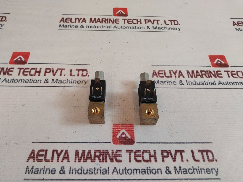 Burkert 6012 D 3/64 Fkm Br Plunger Valve